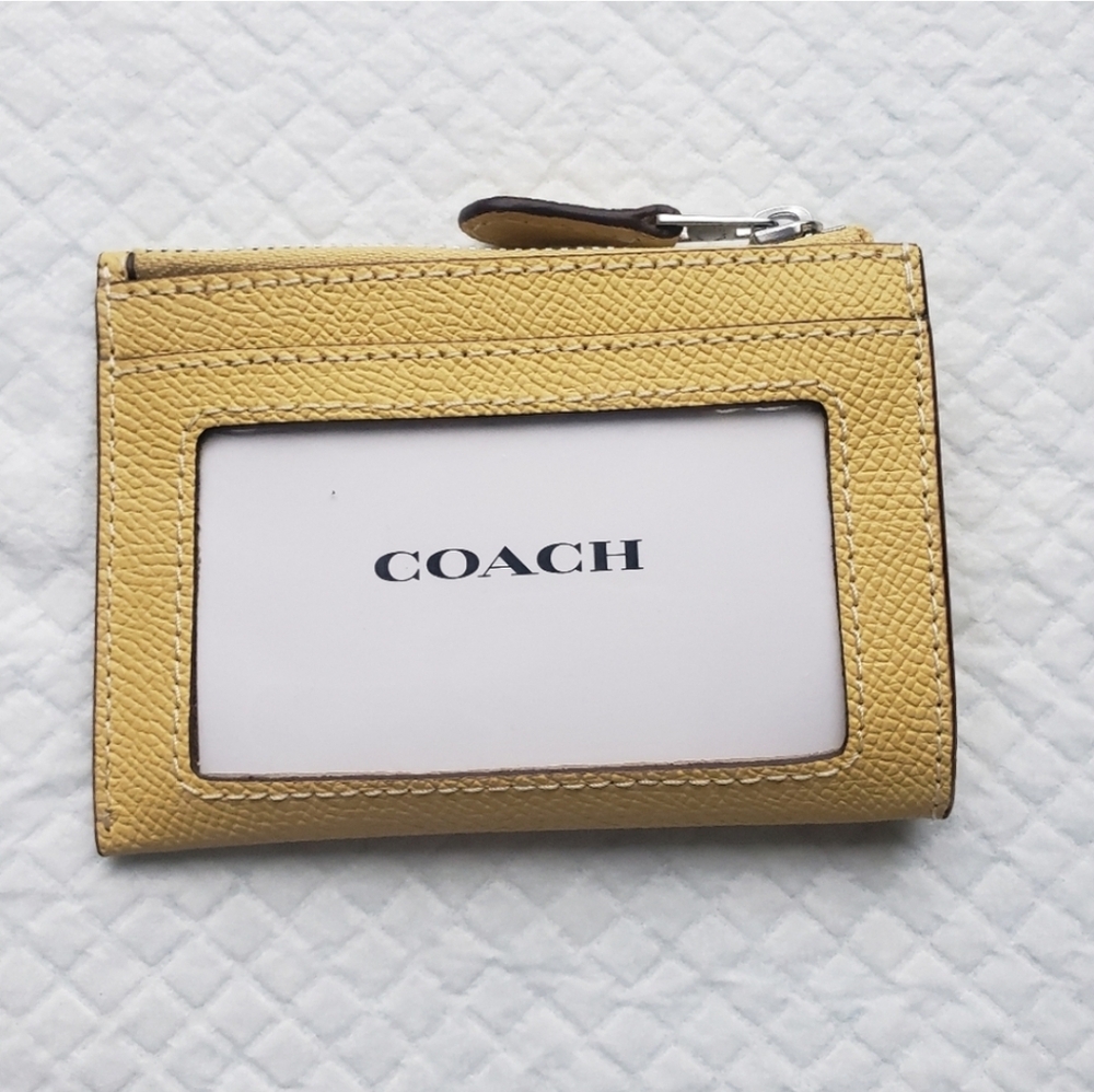 Coach Mini Skinny ID Window Card Case Keyring  Sleek Compact Retro Yellow - Picture 3 of 10